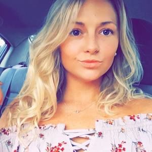 Meet your Posher, Kelsey